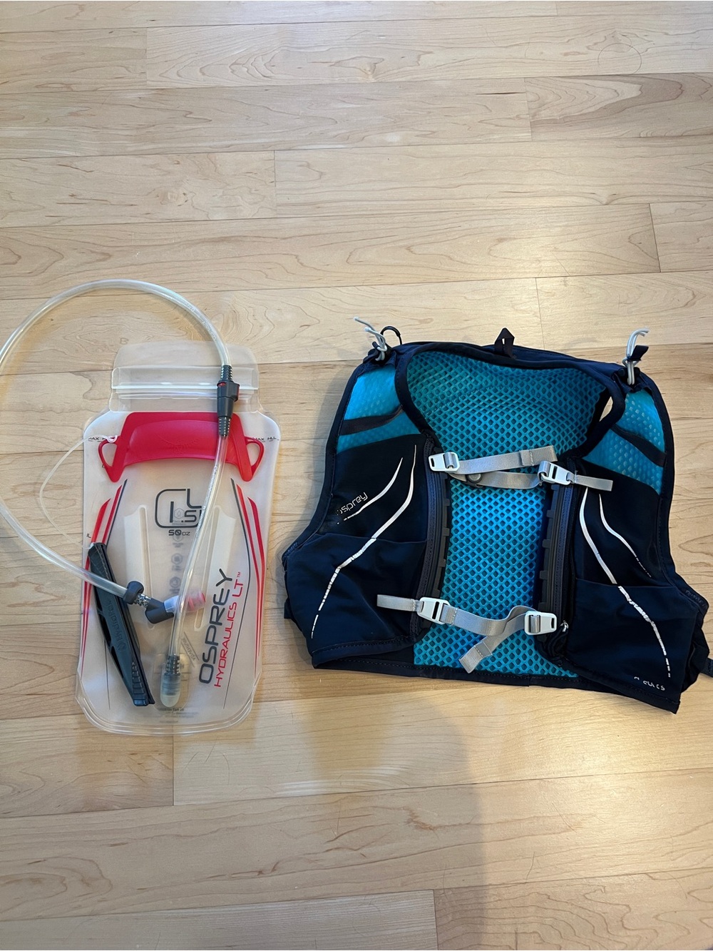 OSPREY Blue and Black Running Hydration Vest